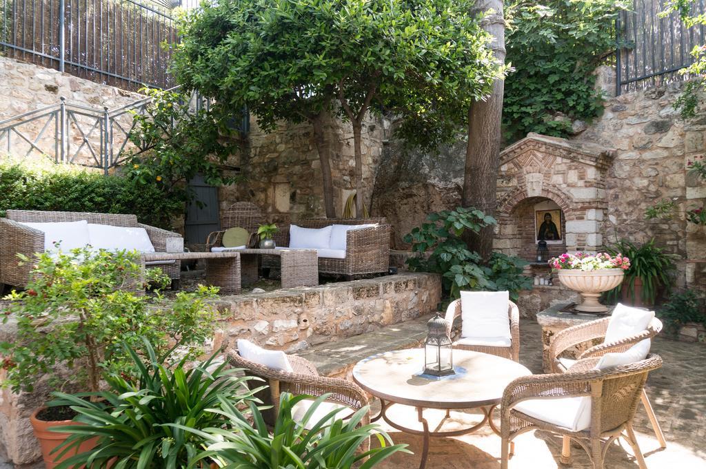 Acropolis Villa In Plaka Athens Exterior photo