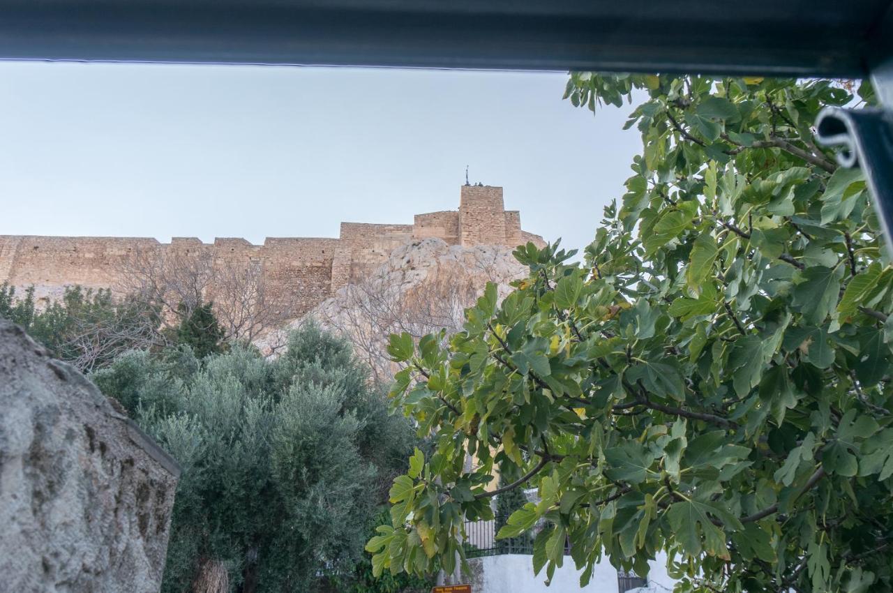 Acropolis Villa In Plaka Athens Exterior photo